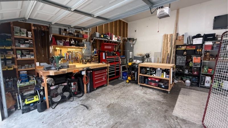 garage workbench