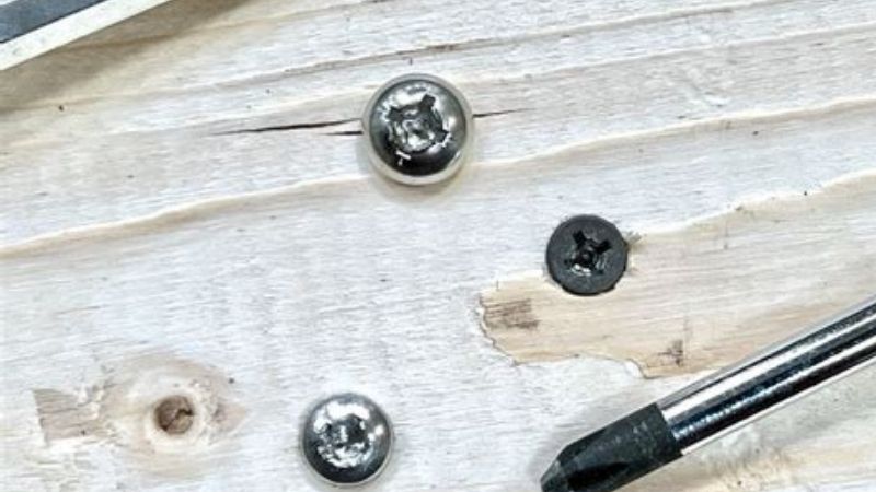 how to remove stripped screws