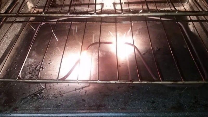 why is my oven not heating